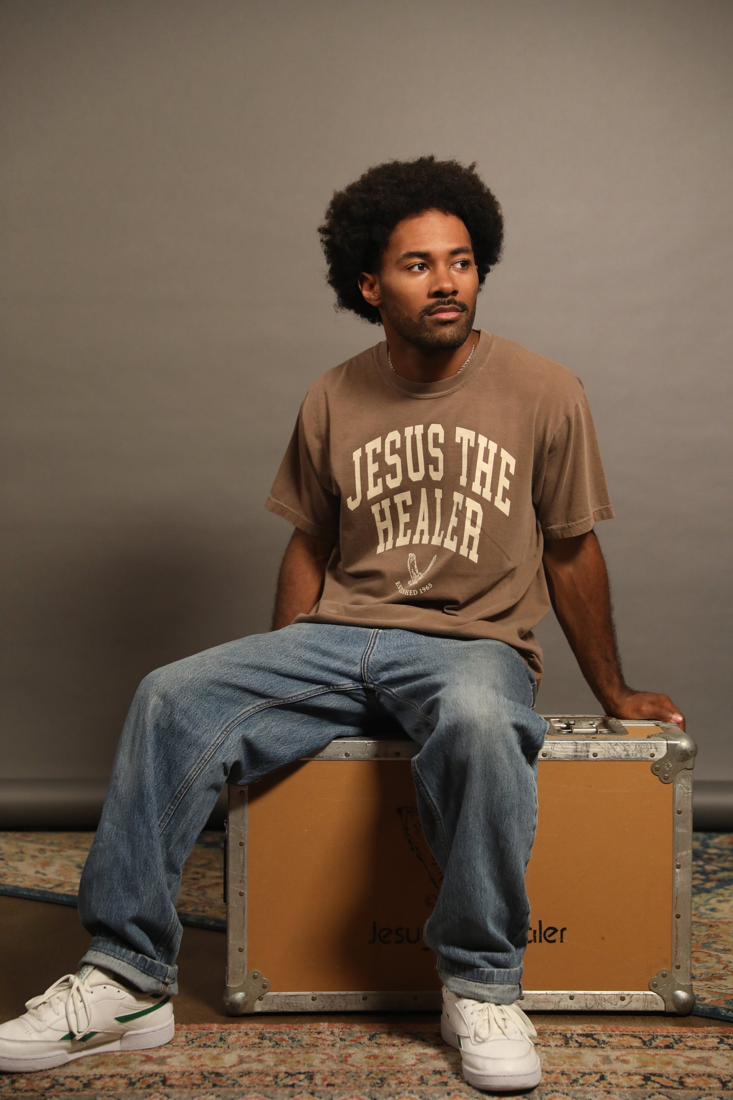 Arch Graphic T-Shirt Espresso Brown
